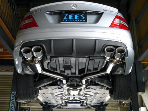 MERCEDES_C63_08