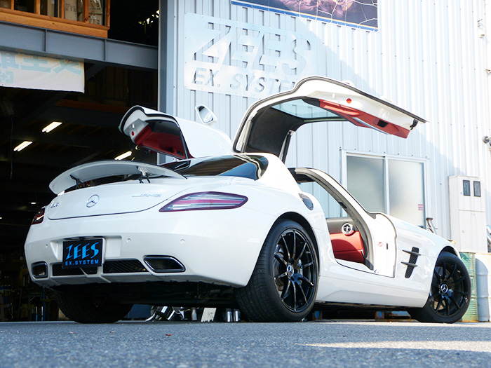 MERCEDES_SLS_AMG_01